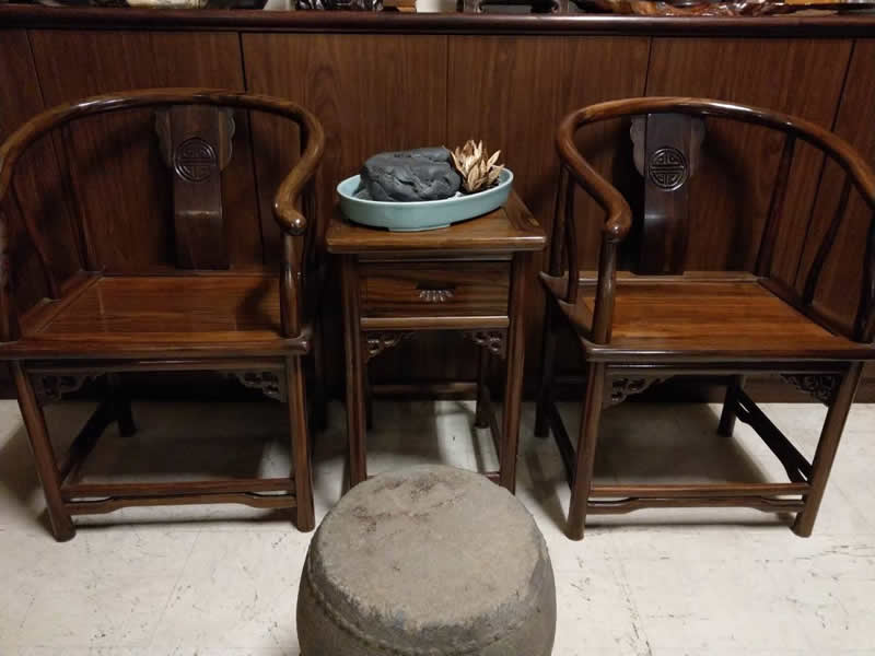 收購古董傢俱