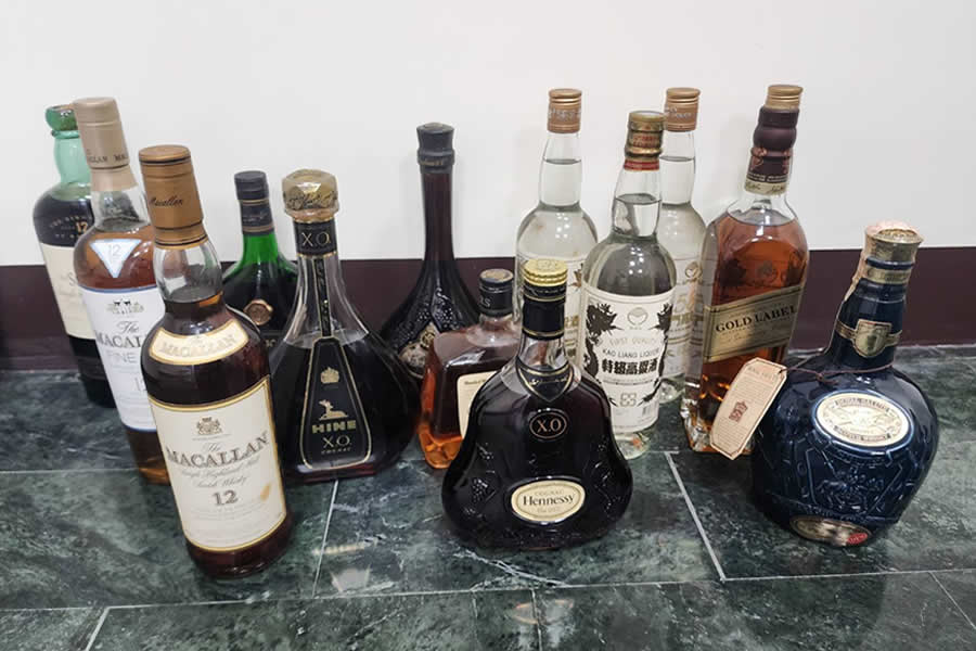 收購高梁酒、收購麥卡倫